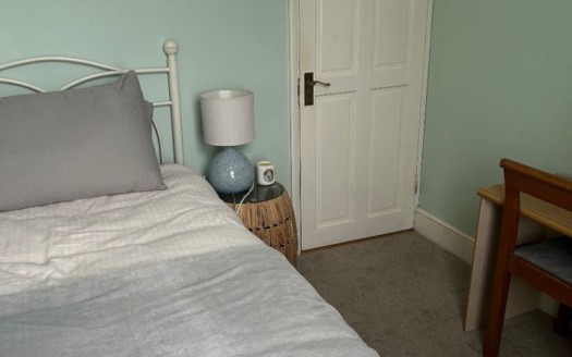 🏡 Single Room Available in SW19 2EE | All Bills Included | Beautiful Garden