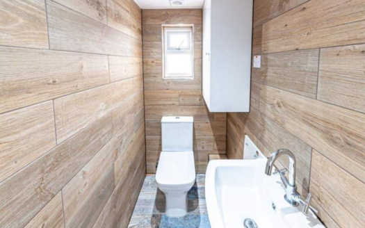 Double Room Available – E12 6RJ